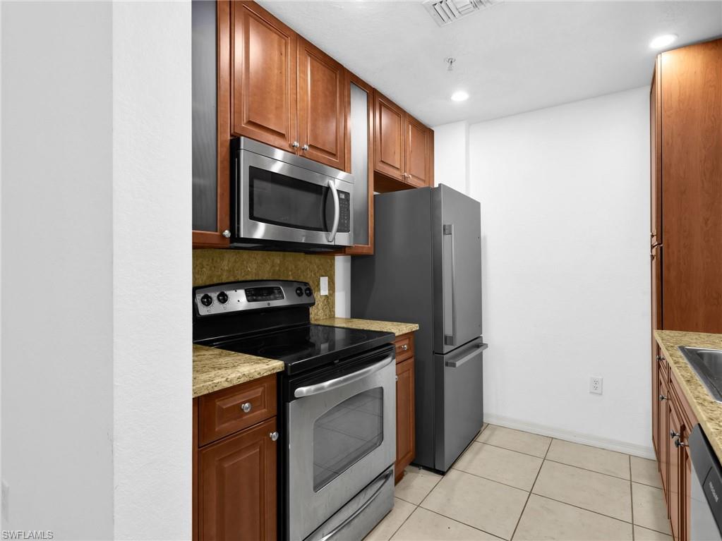 MIRASOL AT COCONUT POINT - Residential