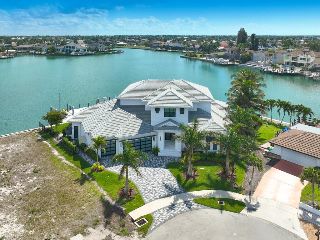 MARCO ISLAND - Residential