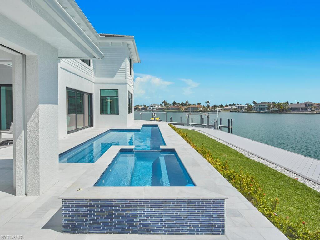 MARCO ISLAND - Residential