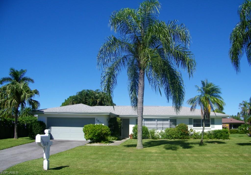 CYPRESS LAKE ESTATES - Residential