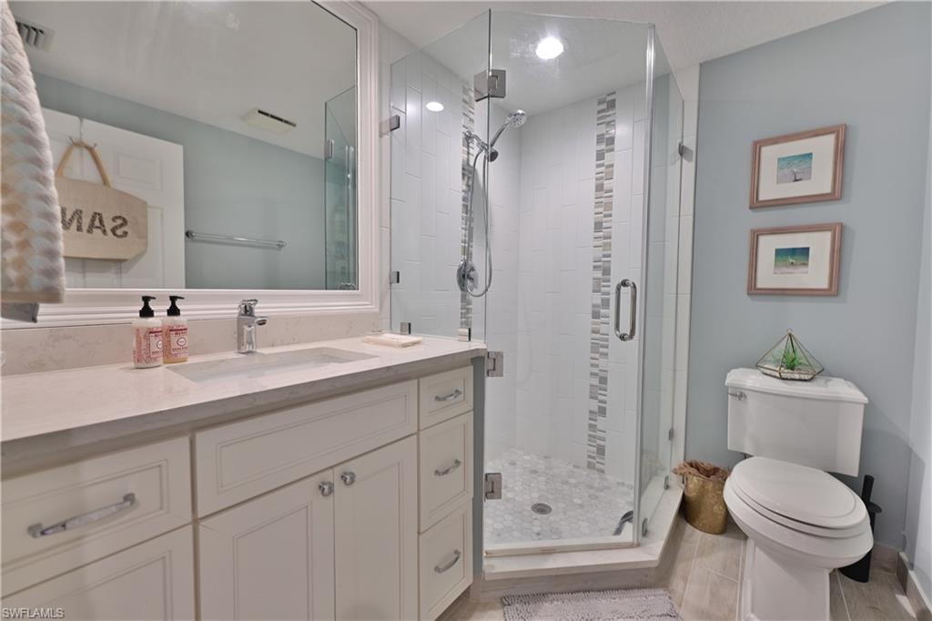 BAREFOOT BEACH CLUB - Residential