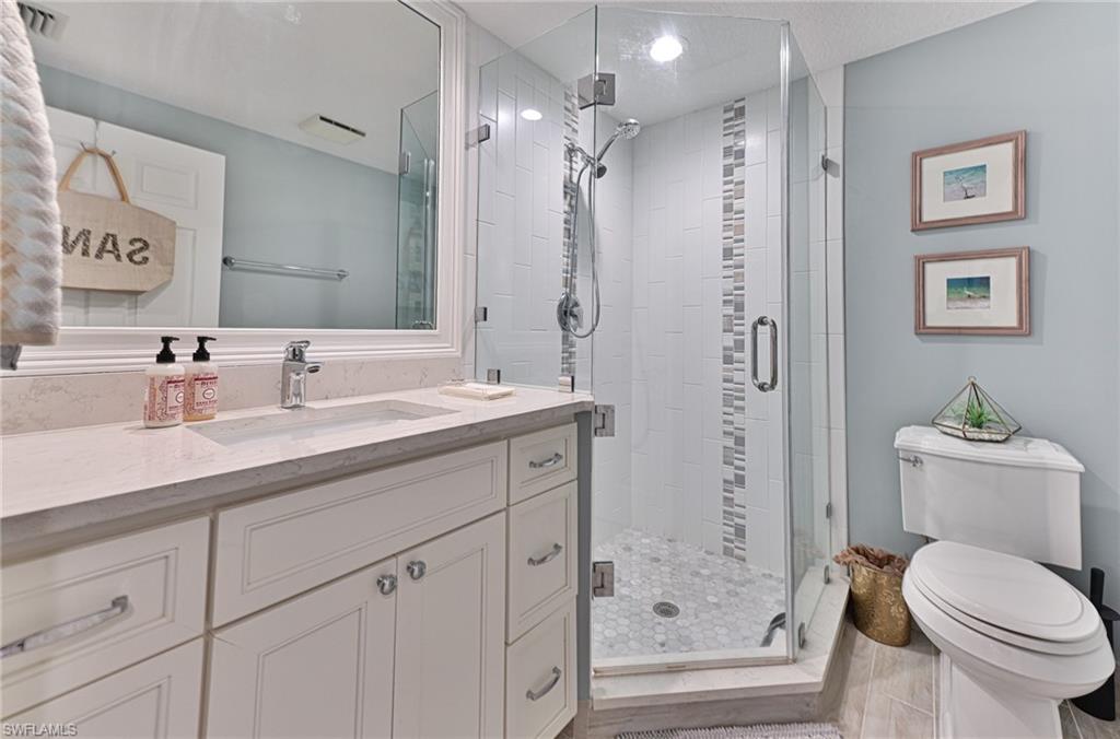 BAREFOOT BEACH CLUB - Residential