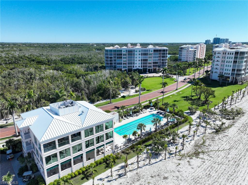 BAREFOOT BEACH CLUB - Residential