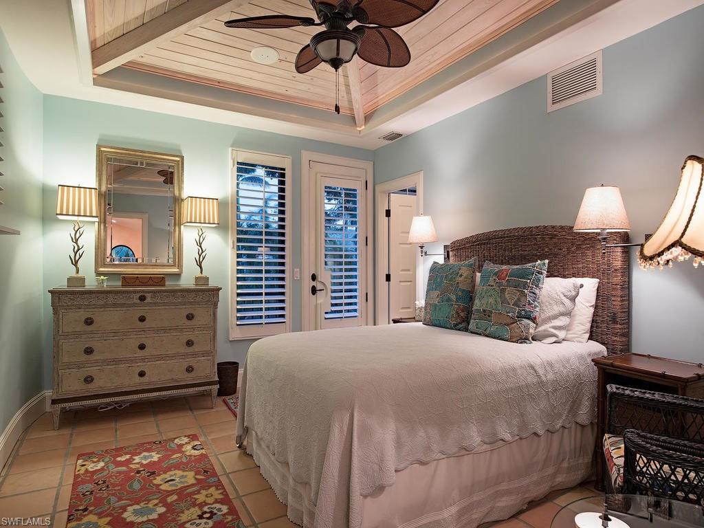 OLDE NAPLES - Residential