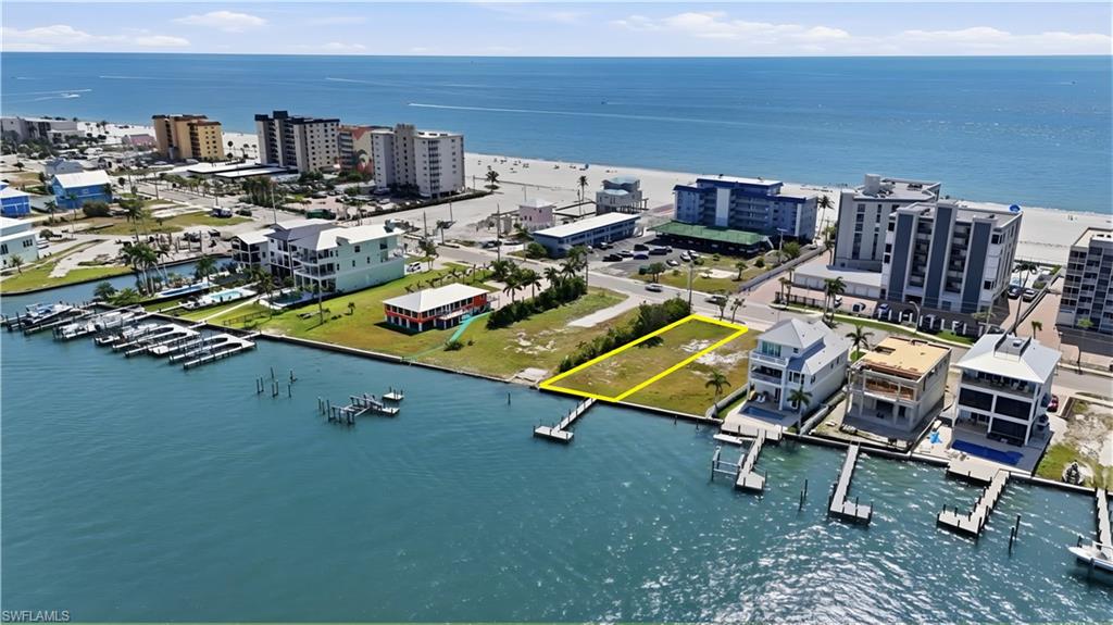 ISLAND SHORES - Land