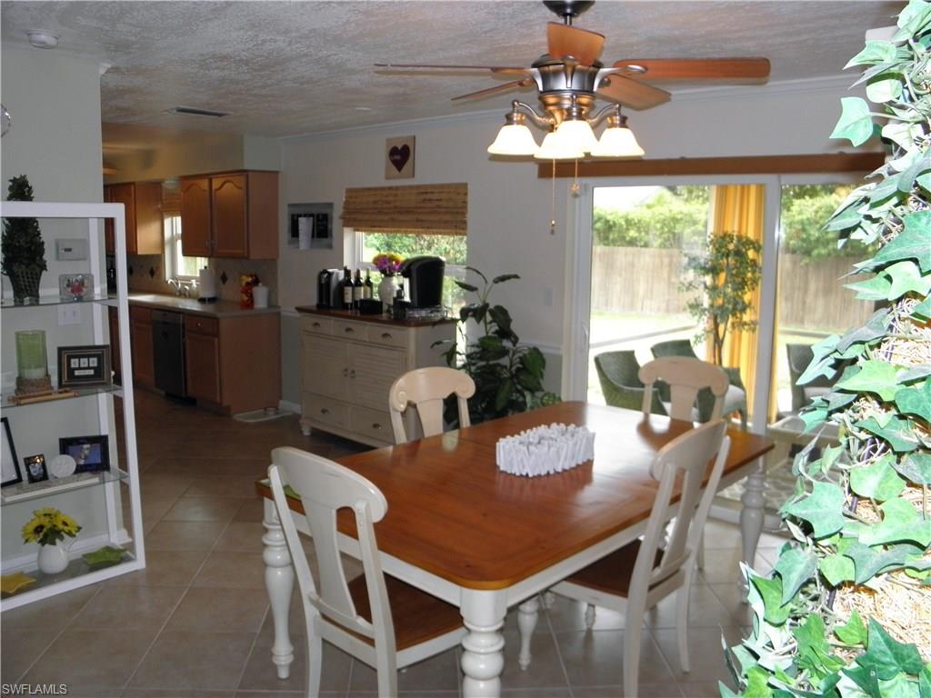 SAN CARLOS PARK - Residential