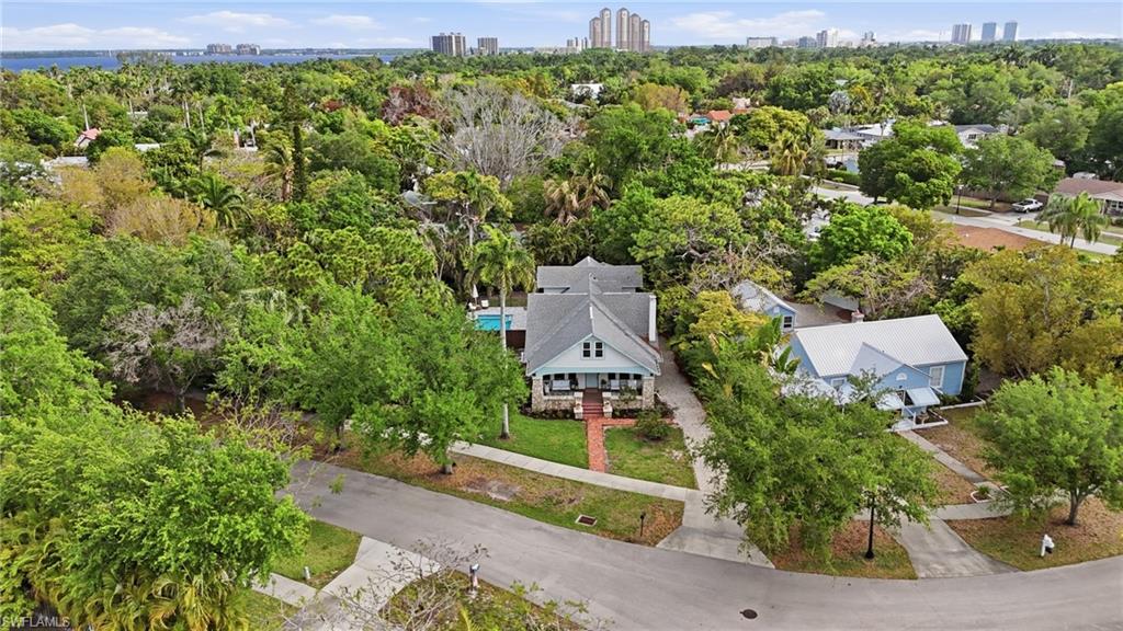 VALENCIA TERRACE - Residential