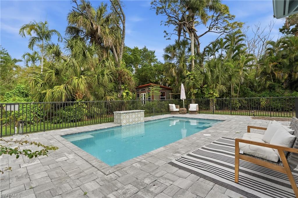 VALENCIA TERRACE - Residential