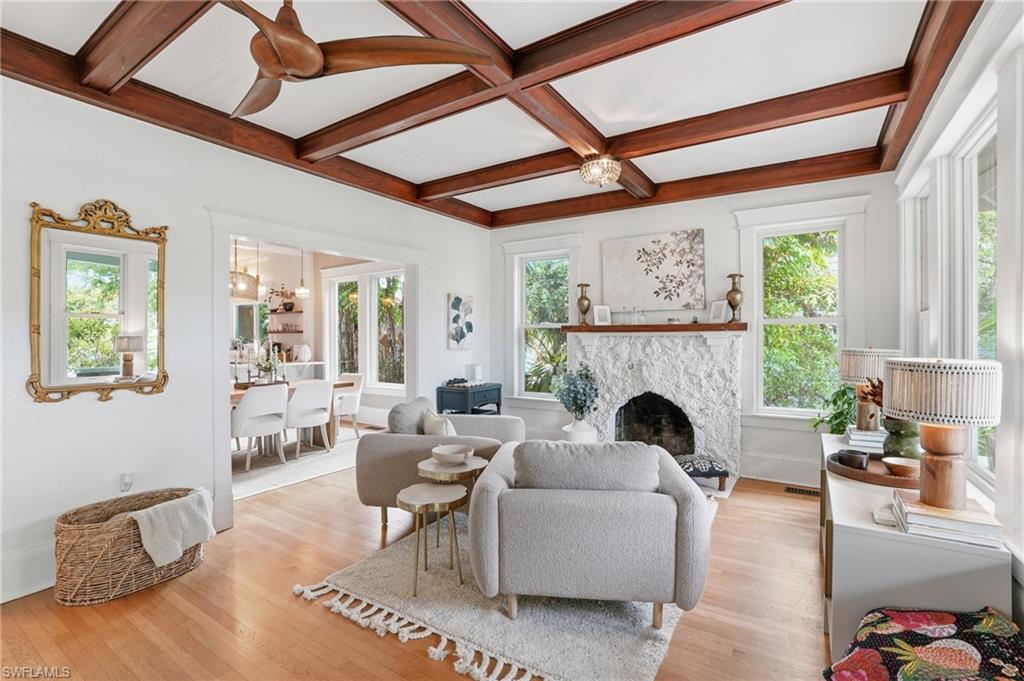 VALENCIA TERRACE - Residential