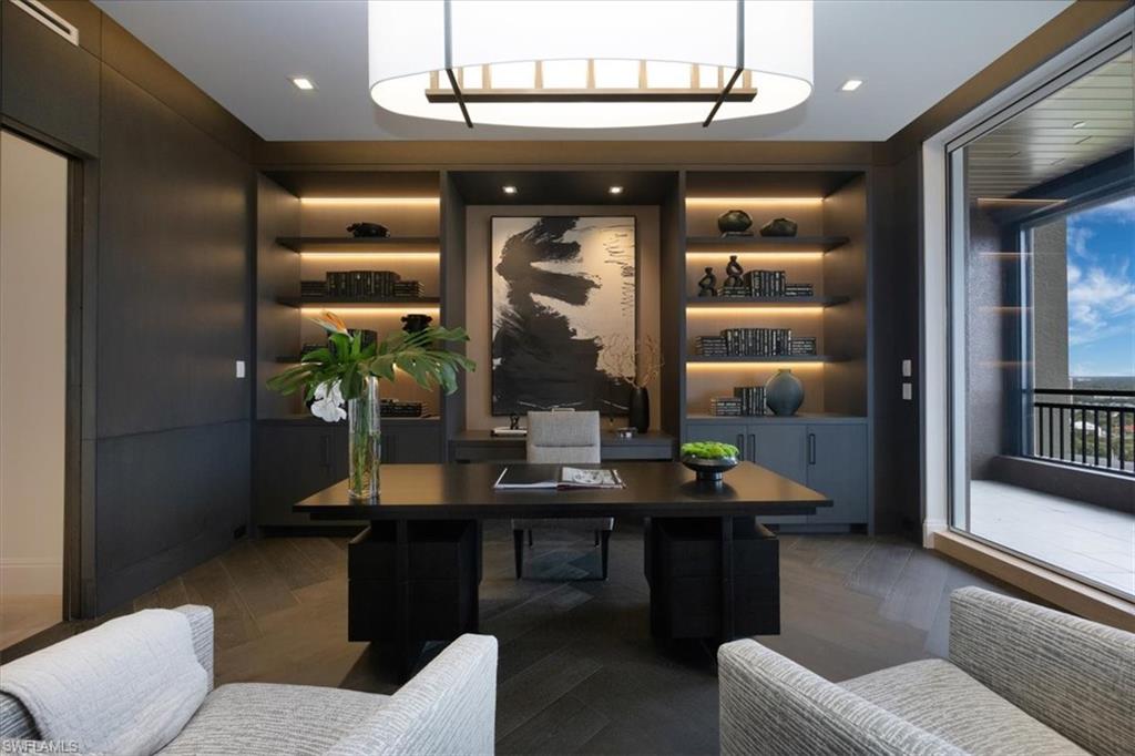 SEASONS AT NAPLES CAY - Residential