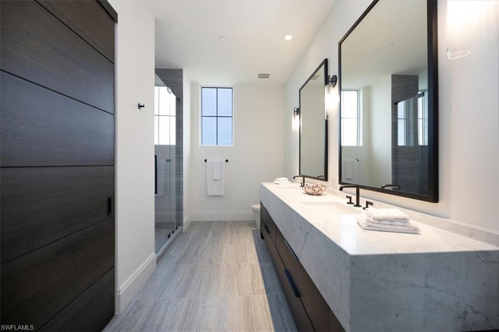 SEASONS AT NAPLES CAY - Residential