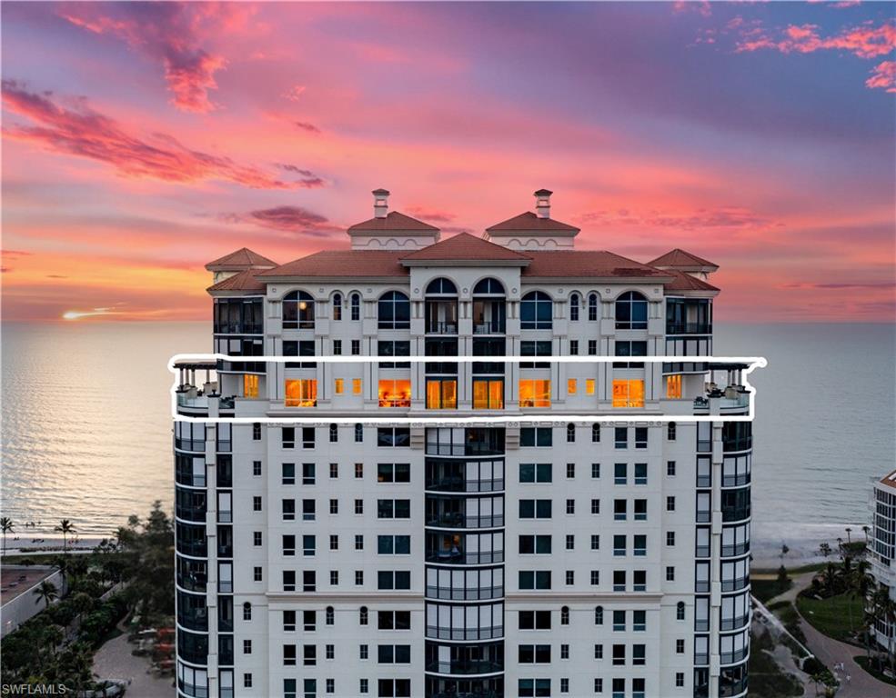 SEASONS AT NAPLES CAY - Residential