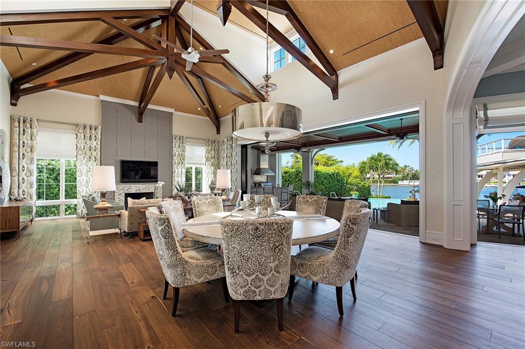 AQUALANE SHORES - Residential