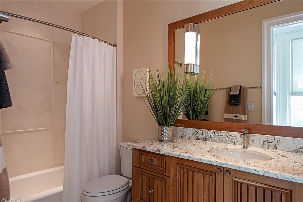 AQUALANE SHORES - Residential