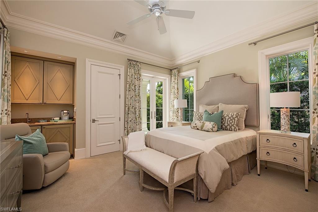 AQUALANE SHORES - Residential