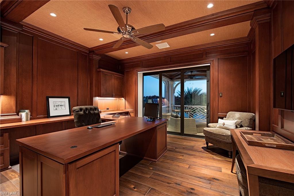 AQUALANE SHORES - Residential