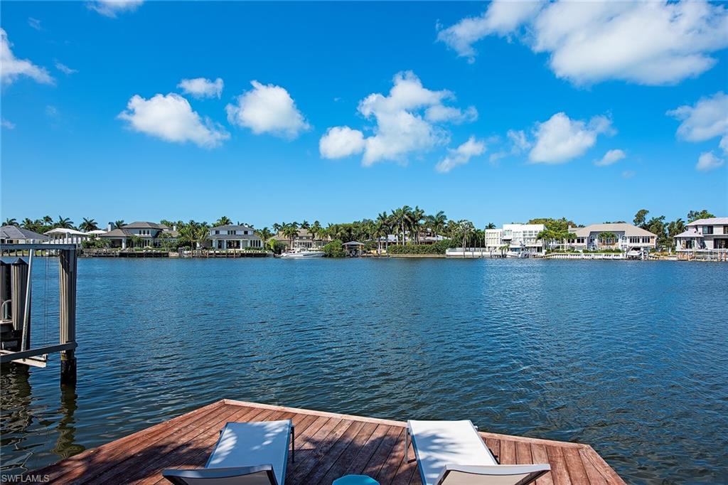 AQUALANE SHORES - Residential