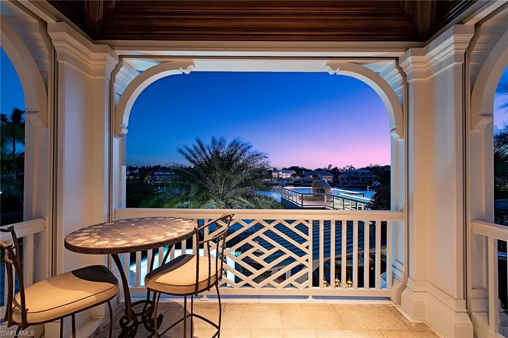 AQUALANE SHORES - Residential