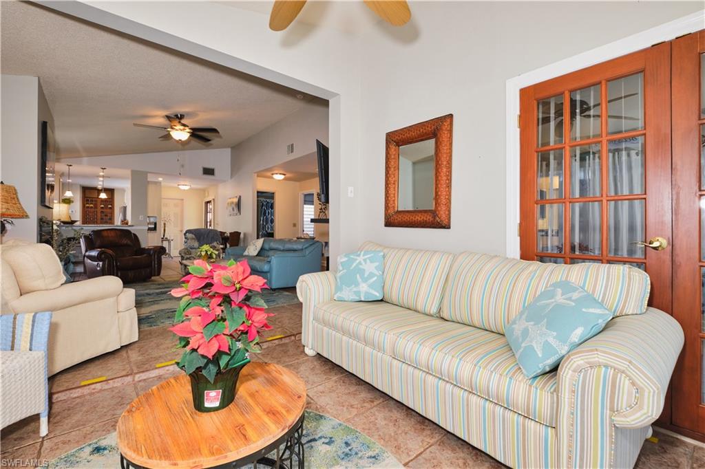 CROOKED POND - Residential