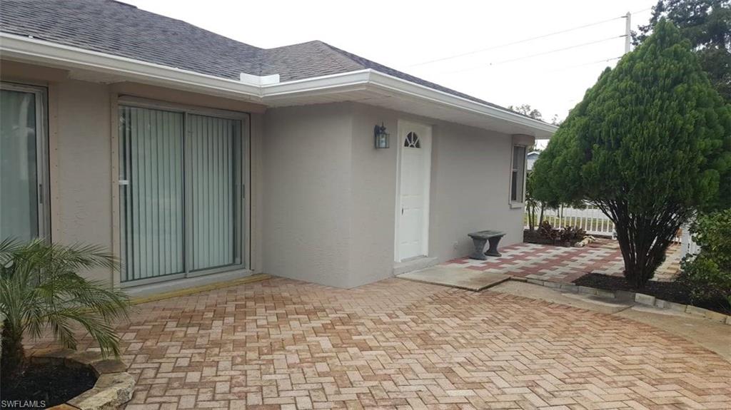 SAN CARLOS PARK - Residential