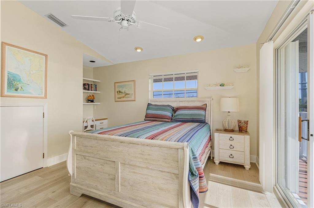 GALT ISLAND SHORES - Residential