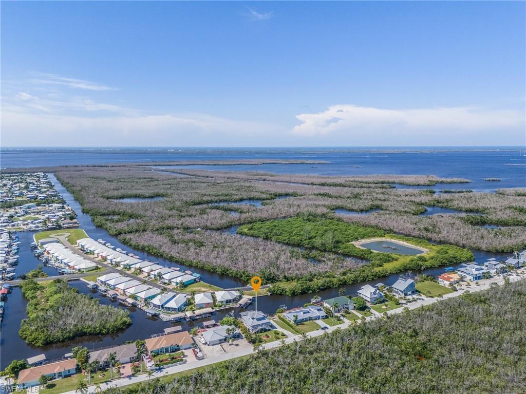 GALT ISLAND SHORES - Residential