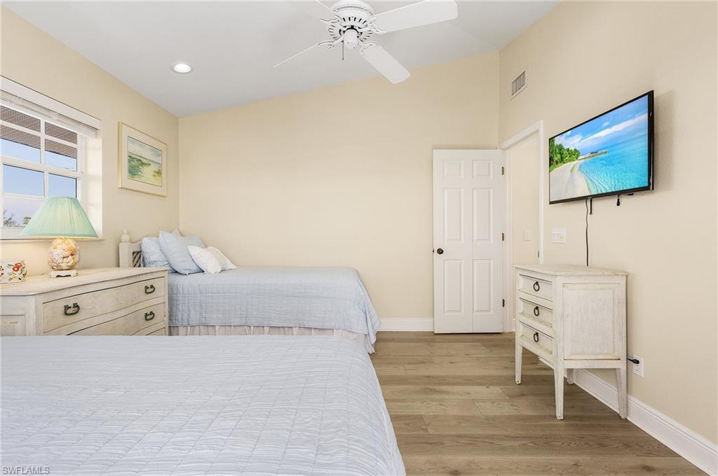 GALT ISLAND SHORES - Residential