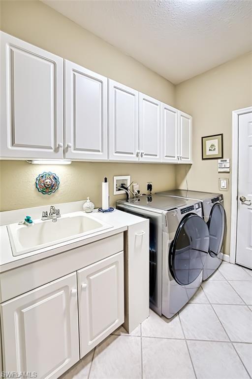 REFLECTION LAKES - Residential