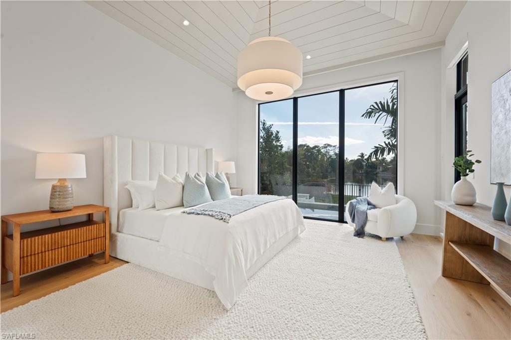 LAKE PARK - Residential