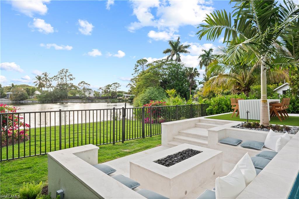 LAKE PARK - Residential