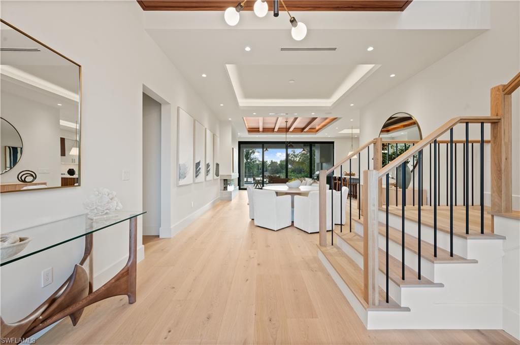 LAKE PARK - Residential