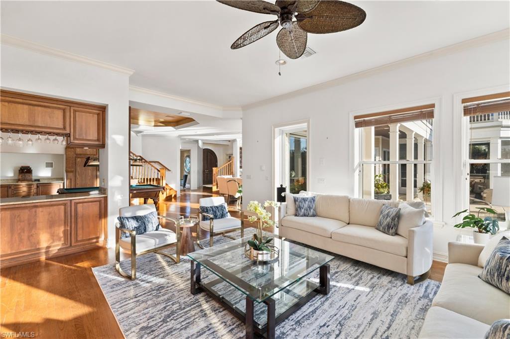 AQUALANE SHORES - Residential