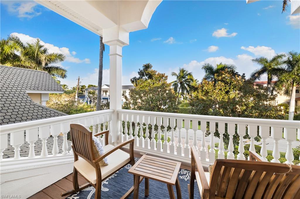 AQUALANE SHORES - Residential