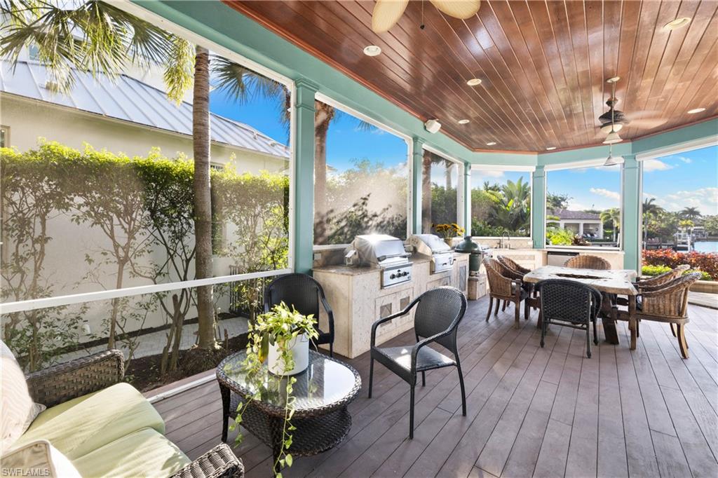 AQUALANE SHORES - Residential