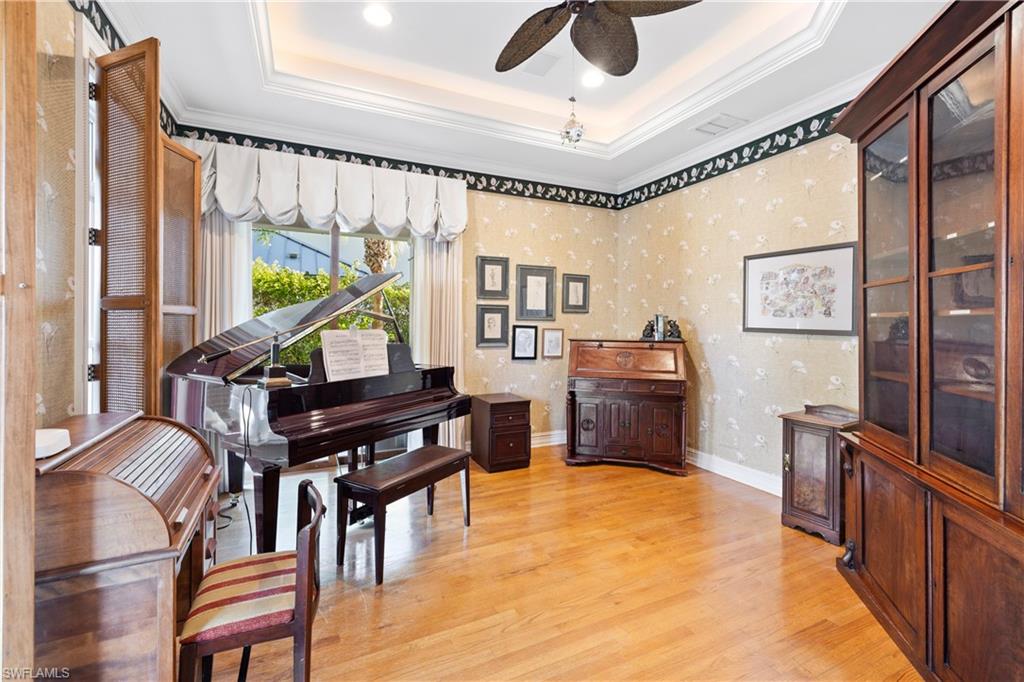 AQUALANE SHORES - Residential