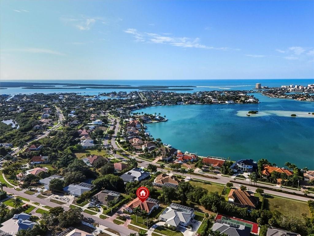 ESTATES - Residential