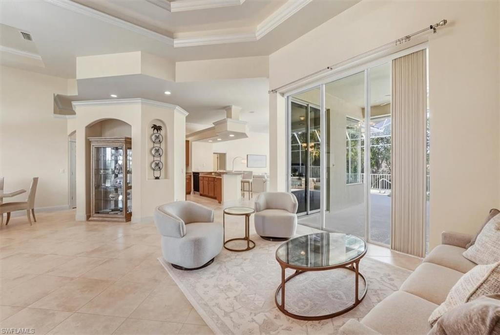 ESTATES - Residential