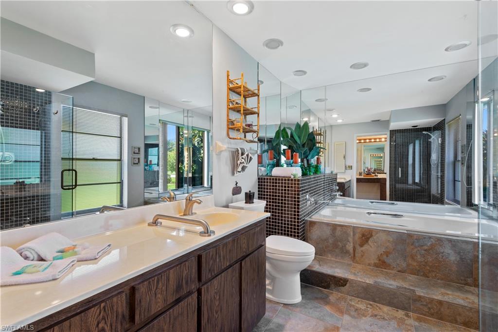 TOWN AND RIVER - Residential