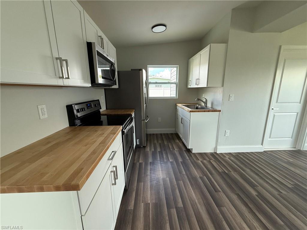 PORT CHARLOTTE - Residential