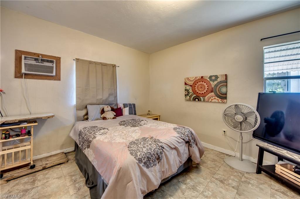 FORT MYERS - Residential