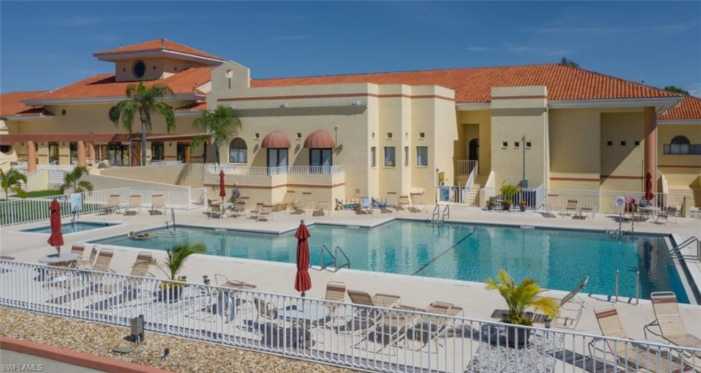 SABAL SPRINGS GOLF AND RACQUET CLUB - Residential