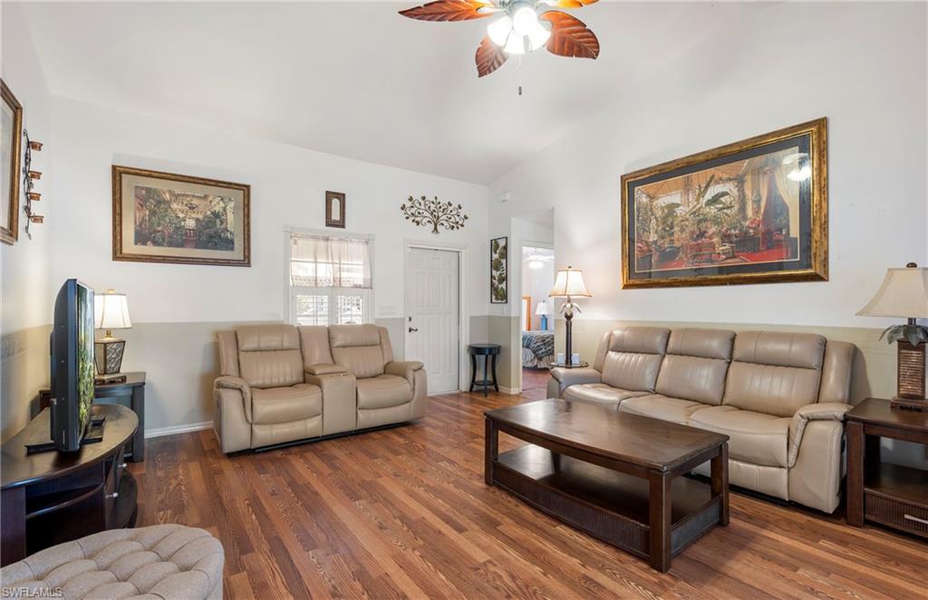 SABAL SPRINGS GOLF AND RACQUET CLUB - Residential