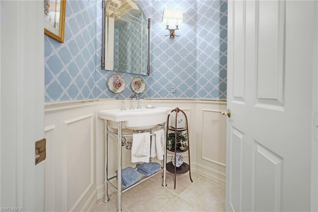 OAKMONT - Residential