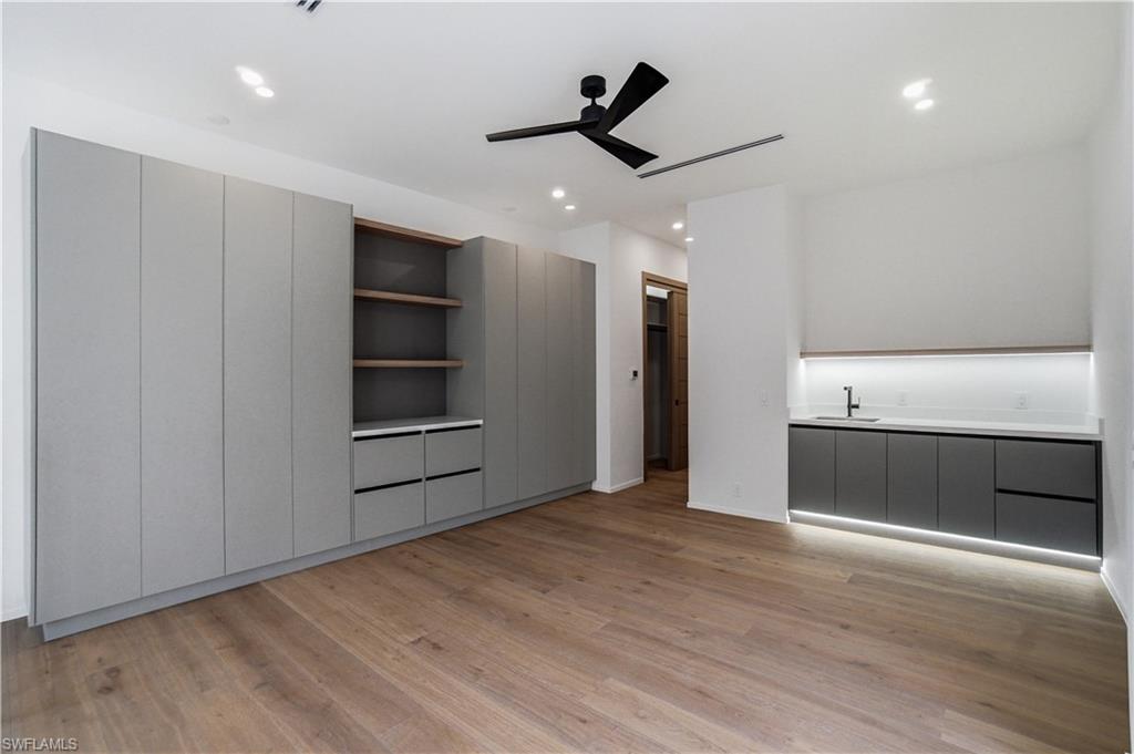 BONITA SPRINGS - Residential