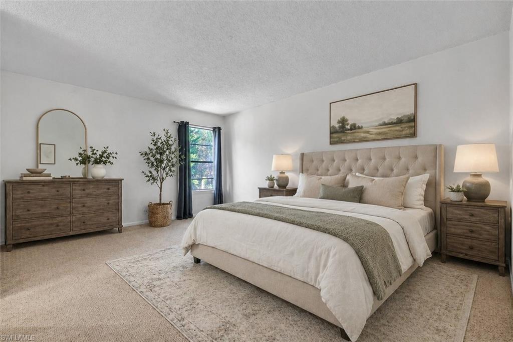 PINEWOOD VILLAS - Residential