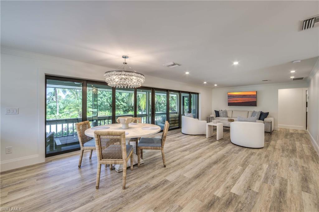 BEACH HOMES - Residential