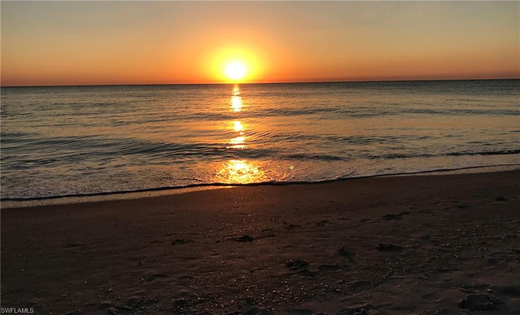 BEACH HOMES - Residential