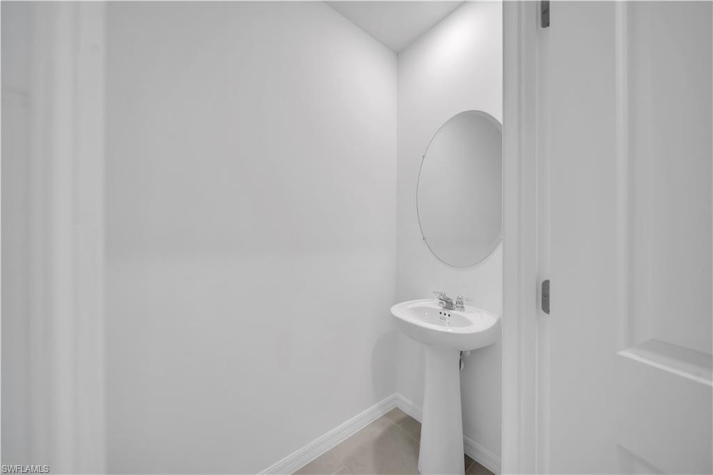 CRANE LANDING - Residential Lease