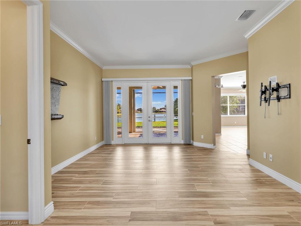 WATERWAYS OF NAPLES - Residential