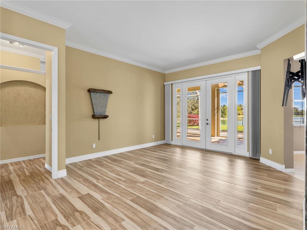 WATERWAYS OF NAPLES - Residential